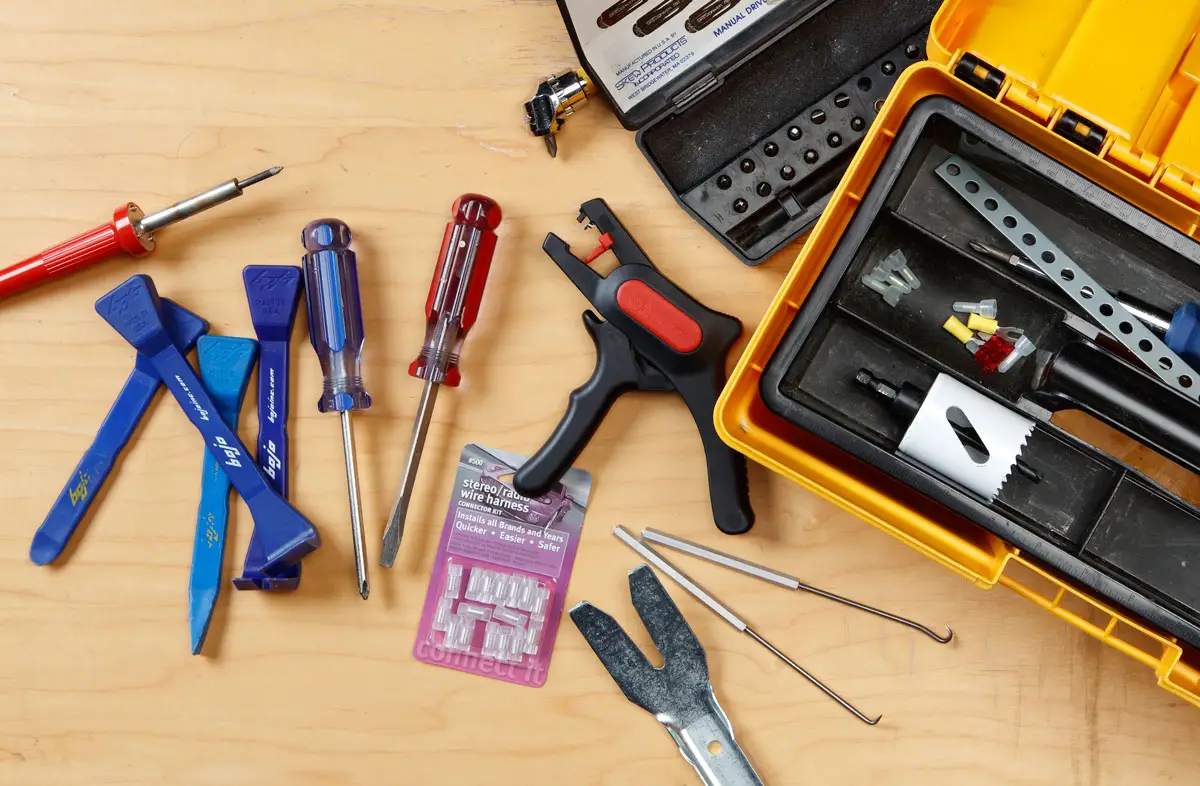 5 Amazing Tool Cases to Assemble All Your Tools at One Place